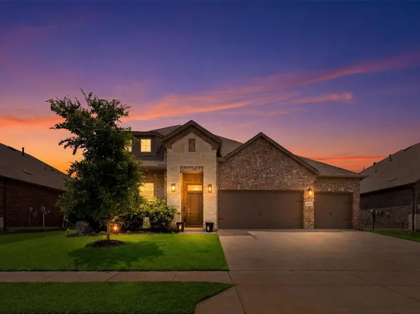 10916 Glover Ln, Aubrey, TX 76227