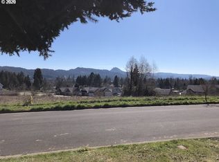 1524 Douglas Fir Pl, Cottage Grove, OR 97424