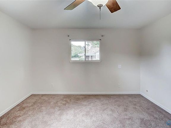 5th image of 1536 Conneaut Ave