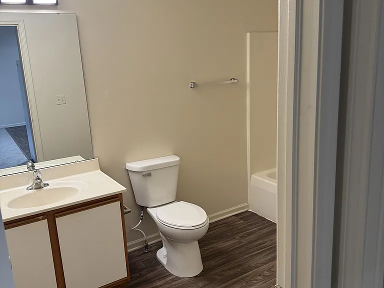 1130 Minns Dr #8 — Photo 7