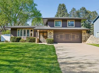 6509 Franklin Ave, Windsor Heights, IA 50324
