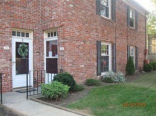 1st image of 53 Nottoway Ct #18