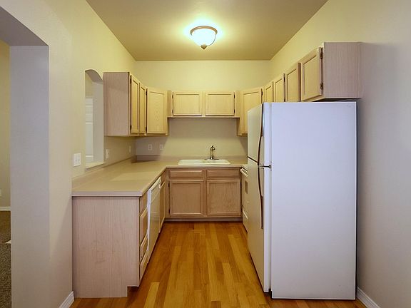 4th image of 150 S 800 E APT G12