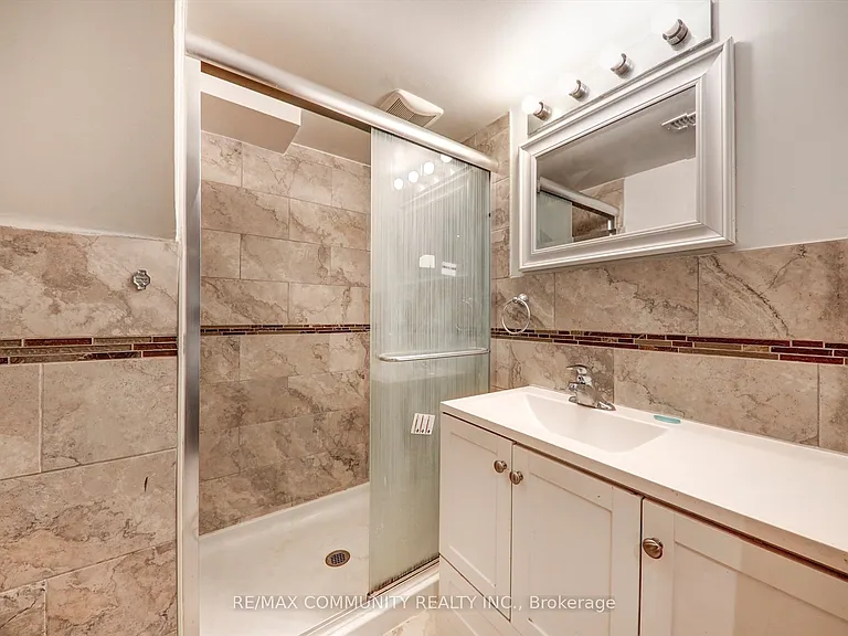 58 Gully Dr #BASEMENT — Photo 15