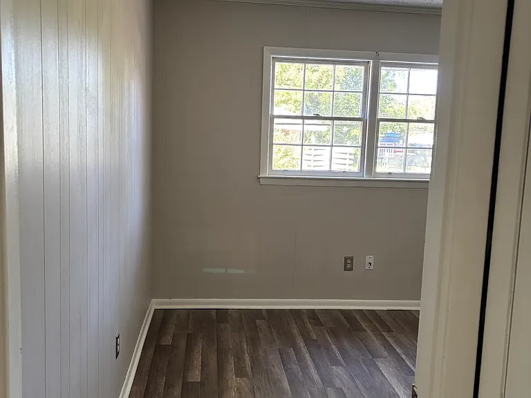 5136 David Cir SE — Photo 8