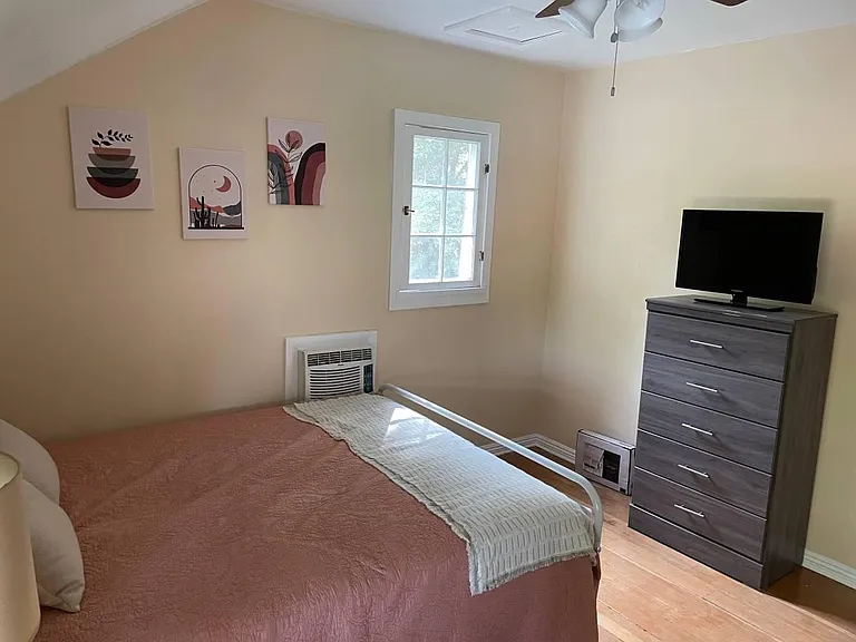 1350 Prospect Dr — Photo 19