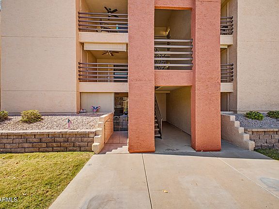 3rd image of 1340 N RECKER Road #210