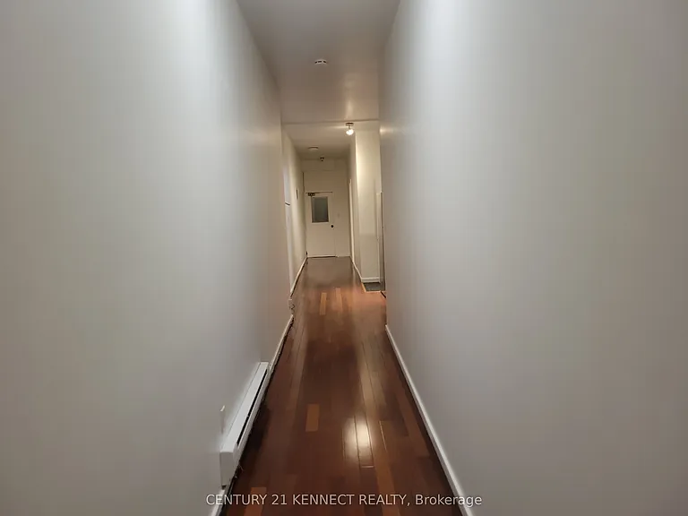 181 Augusta Ave #2 — Photo 26