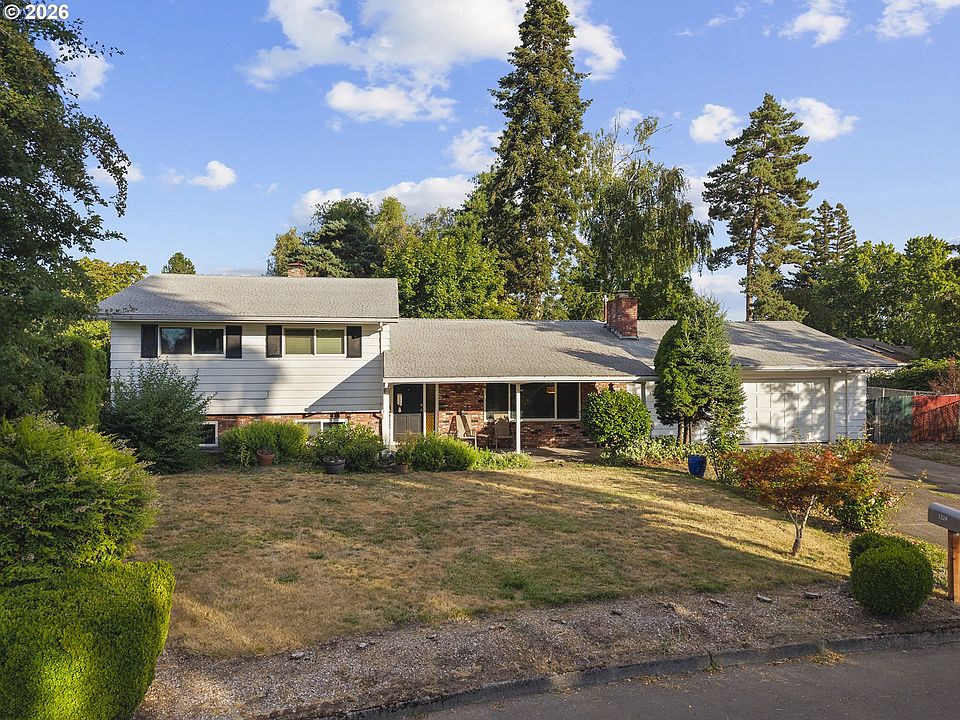 1st image of 1324 NE Birchaire Ln