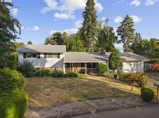 1324 NE Birchaire Ln, Hillsboro, OR 97124