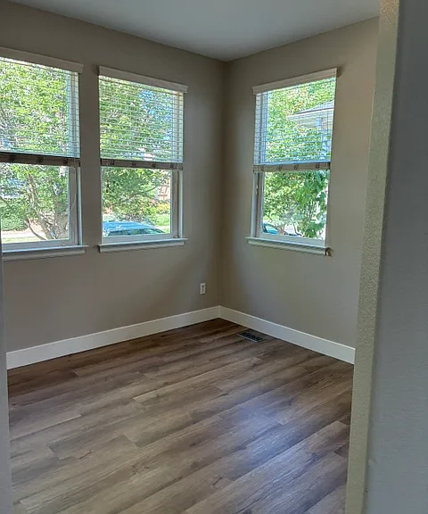2312 N Xenia St — Photo 18