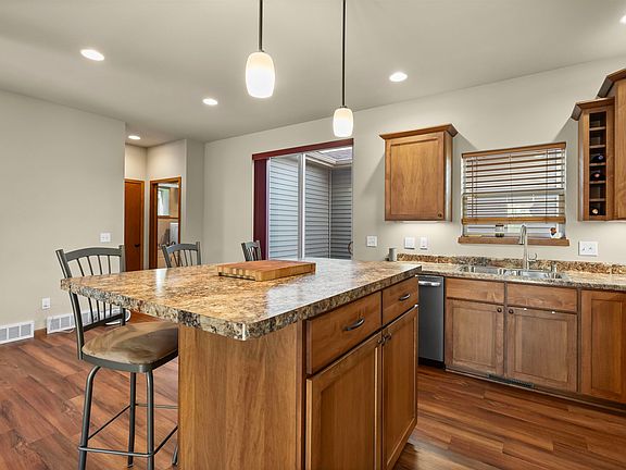 3rd image of 2903 Humes Ln