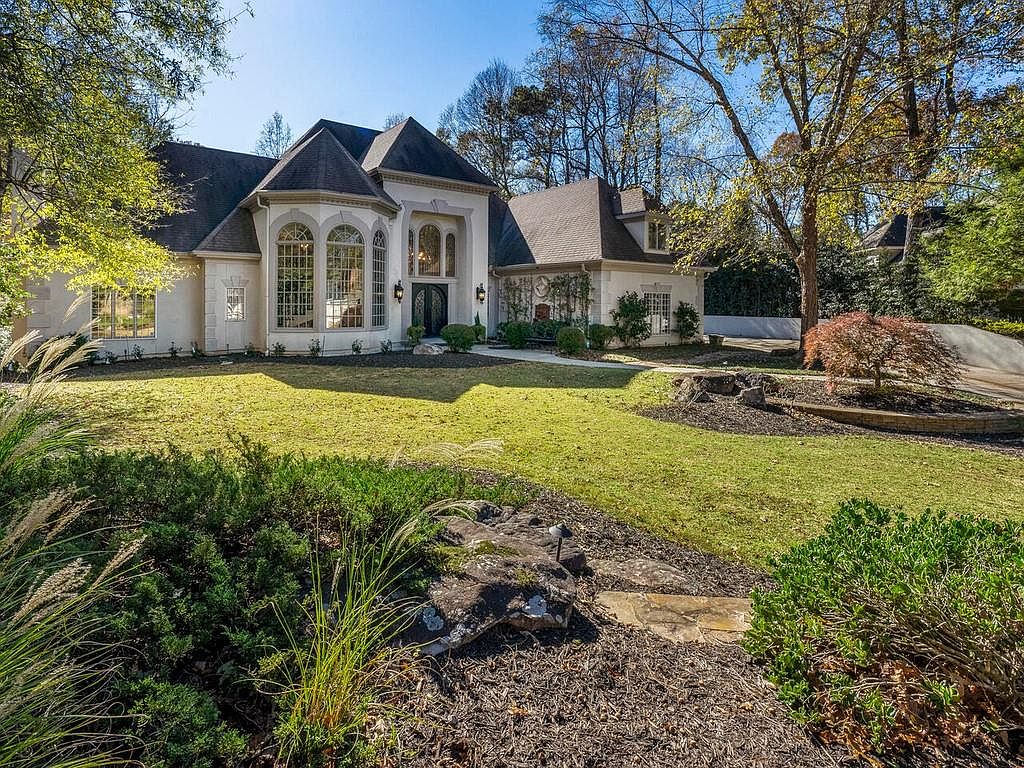 900 Marseilles Dr Sandy Springs Ga 30327 Zillow