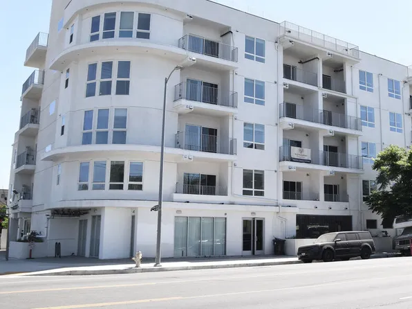 6755 Sylmar Ave, Van Nuys, CA 91405