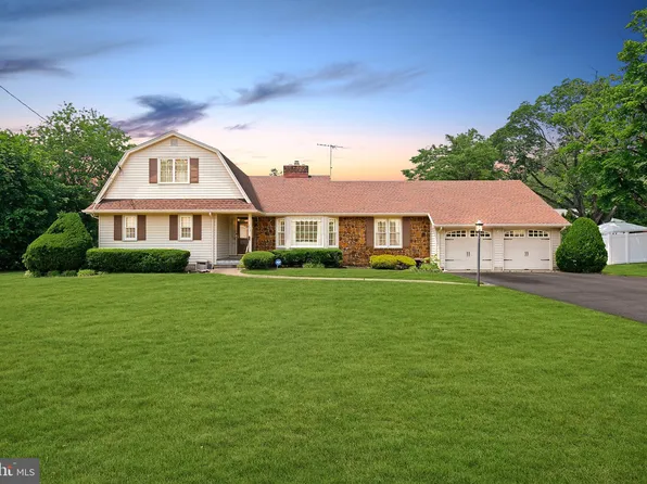 270 Highland Ave, Vineland, NJ 08361