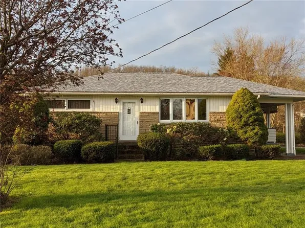 105 Railroad St, Perryopolis, PA 15473