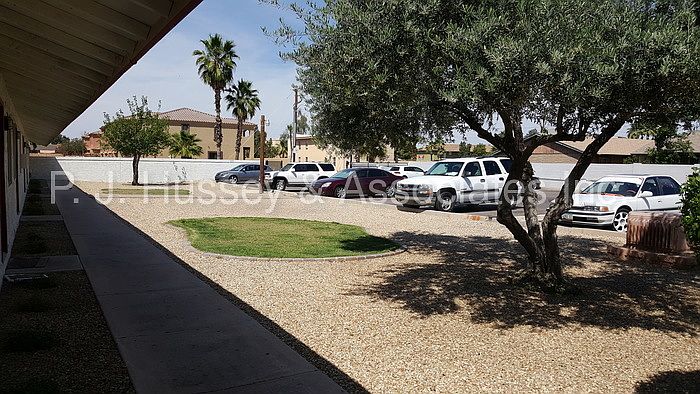 2nd image of 3029 E Paradise Ln APT 203