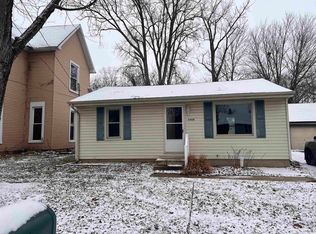 8808 W Cornbread Rd, Yorktown, IN 47396
