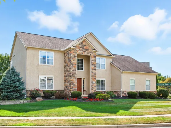 1001 Rutherglen Dr, Columbus, OH 43235