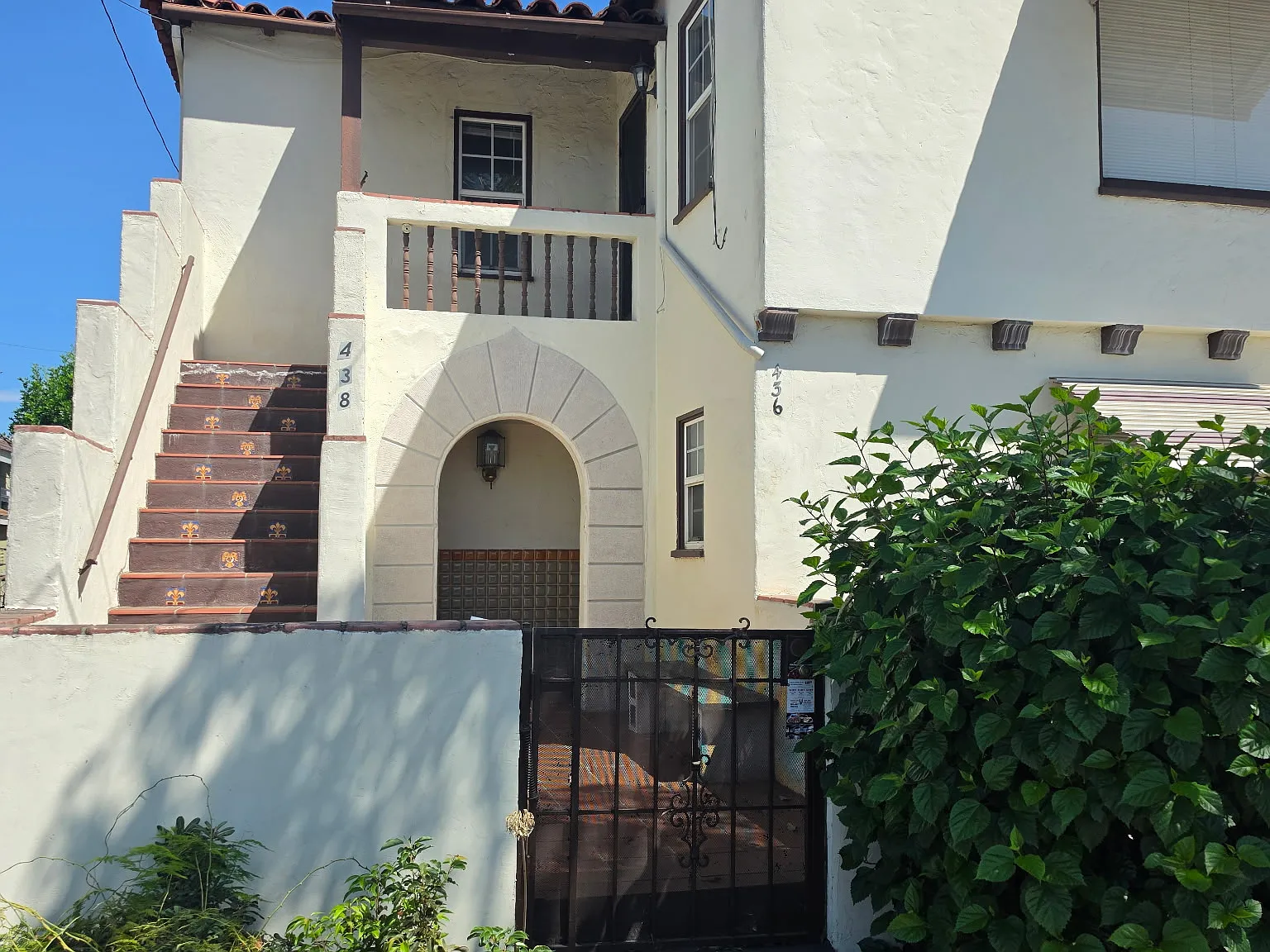 2 bed, $2,300 — Photo 1