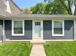 346 Mallard Ct #346, Vernon Hills, IL 60061