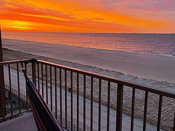 125 Beach 124 St #6F