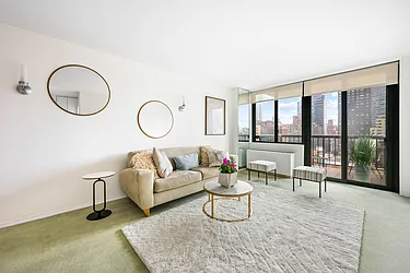 300 East 54th Street, #15C