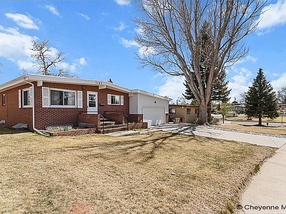2nd image of 1103 Rosebud Rd