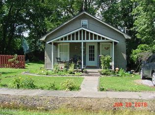 117 Park St, Gorham, IL 62940