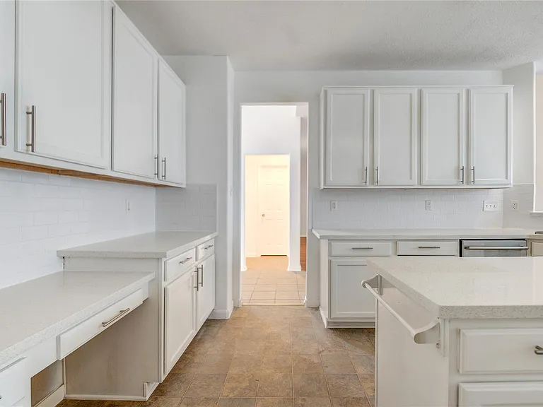 16464 Beewood Glen Dr — Photo 14