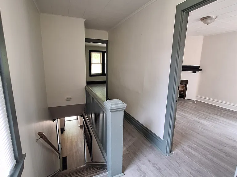 824 Ramsey St — Photo 12