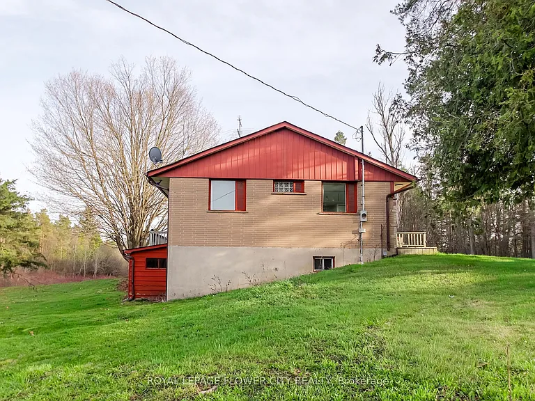 7555 Old Church Rd — Photo 41