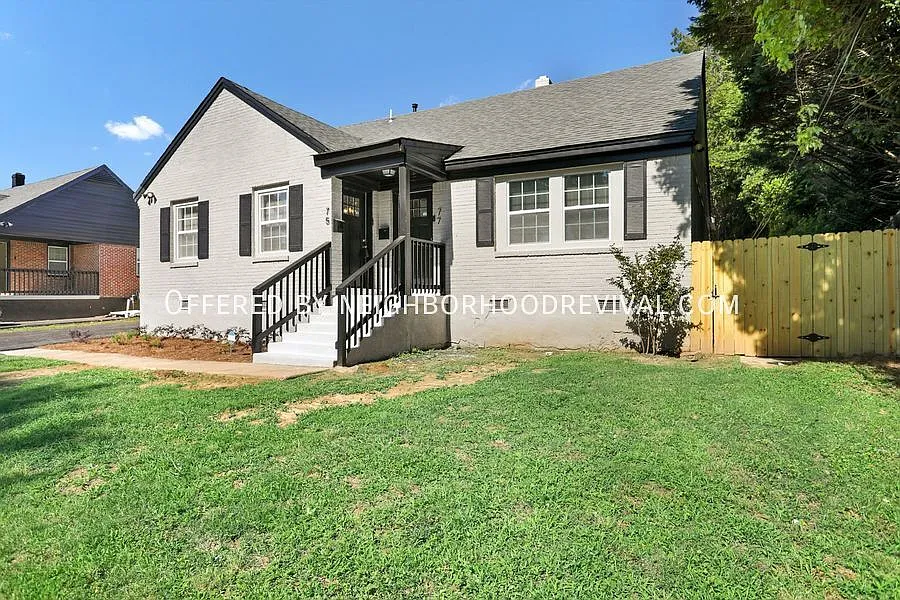 2-Bedroom Home on North Greer | Lawn Care Included — Photo 2