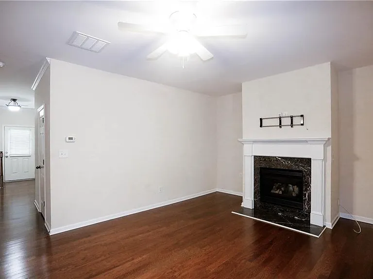 983 Nightfall Ct NW — Photo 3