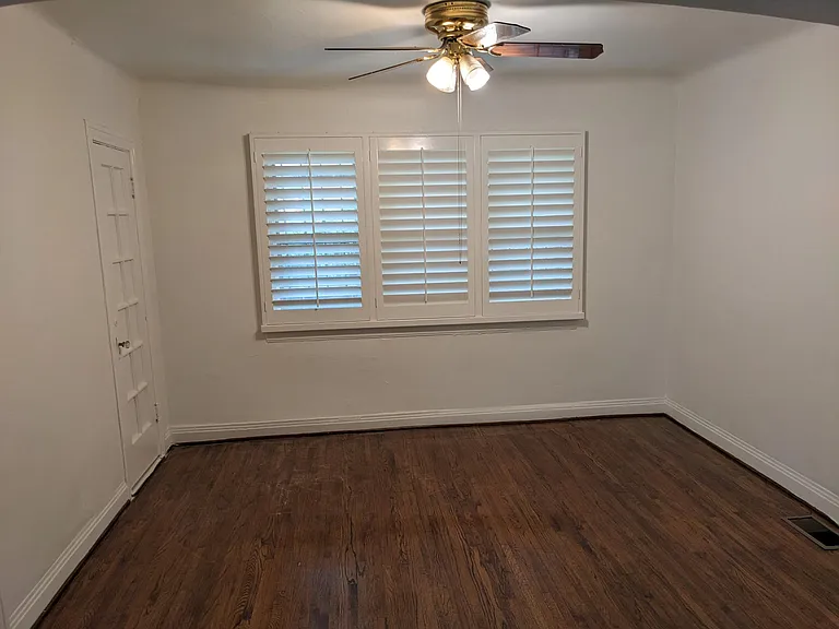 1 Waverly Dr — Photo 5