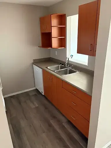 2 bed, 2.0 bath, 880 sqft, $1,975 — Photo 3