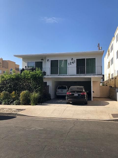 1st image of 1241 Granville Ave Unit 2