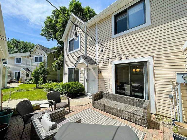 4545 Orchid Cir — Photo 27