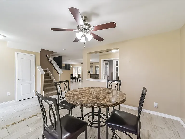 3818 Brook Garden Ln — Photo 22