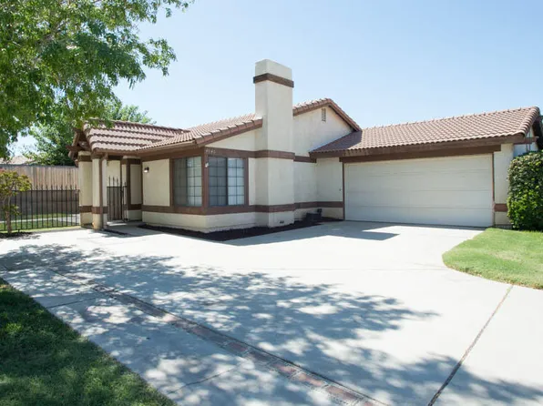4540 Clear Springs Ave, Palmdale, CA 93552