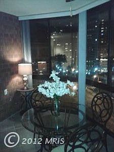 1st image of 1001 N Randolph St APT 902