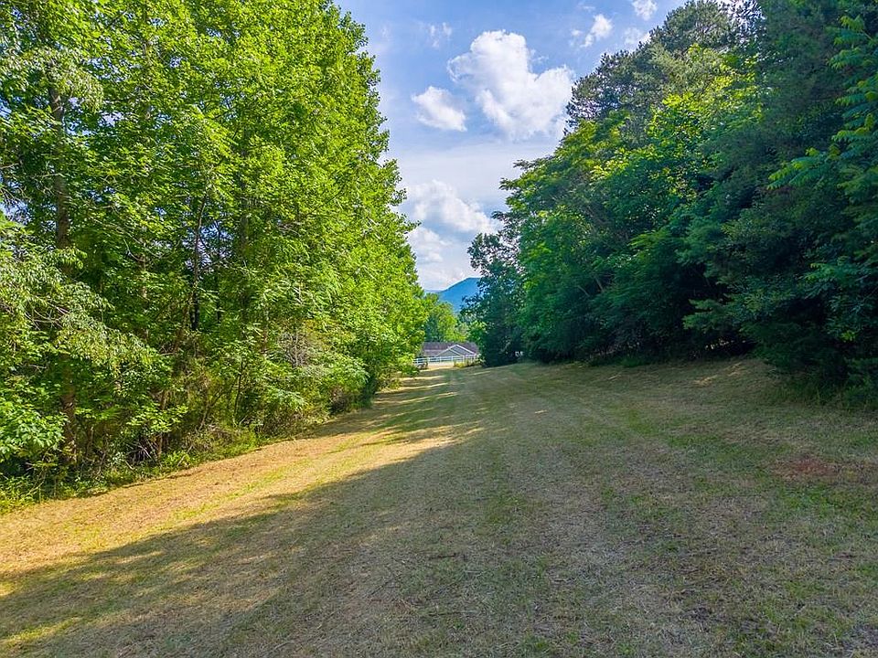 1st image of 581 Gibson Cove Rd