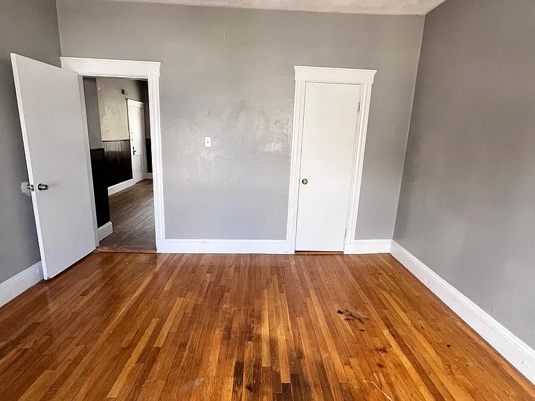 15 Nichols St #2 — Photo 8