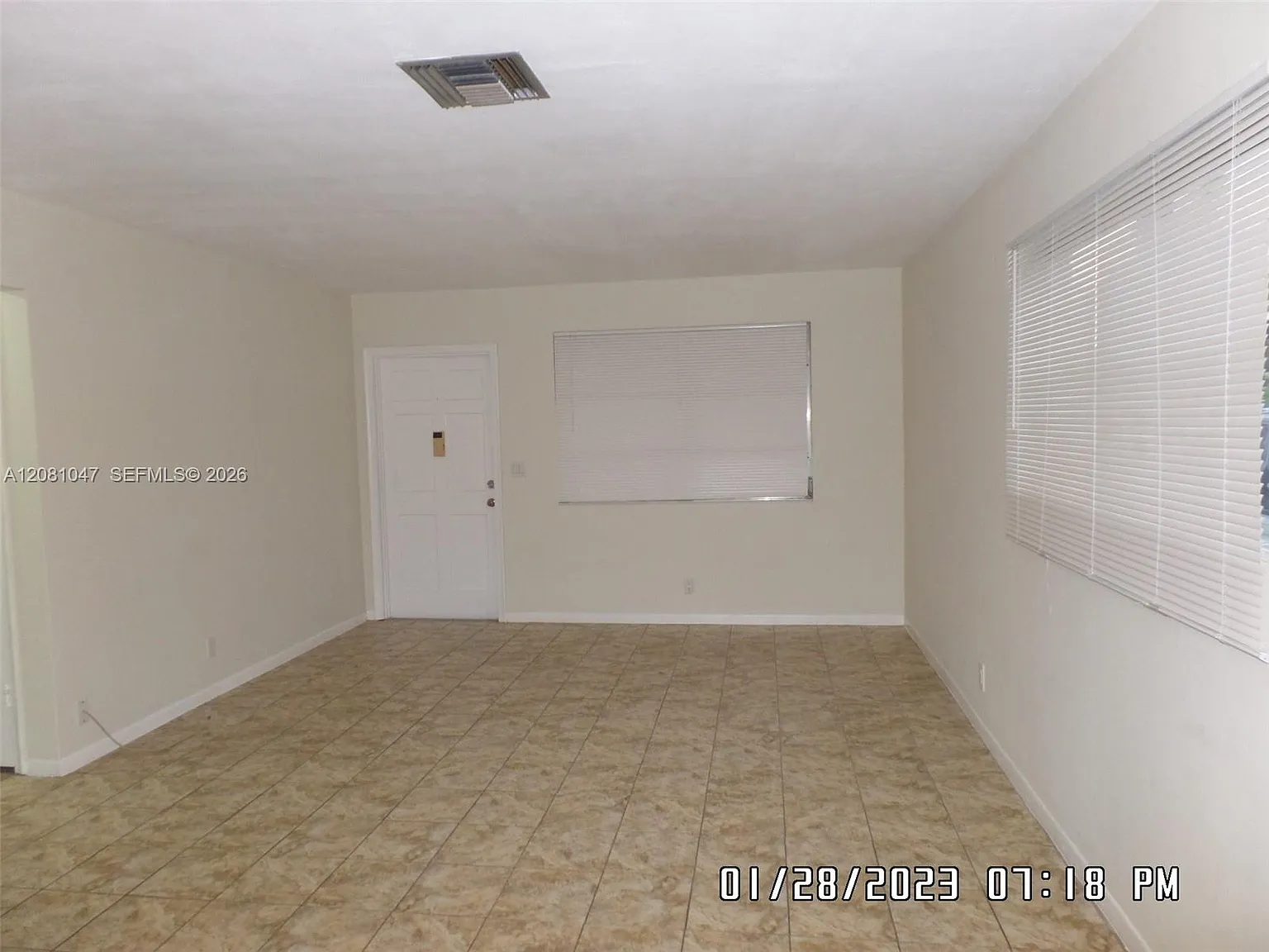 Coronet Acres Condo — Photo 3