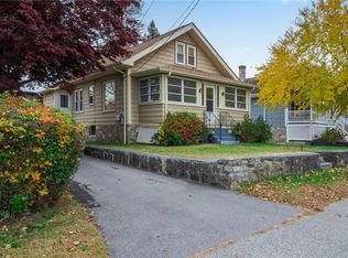 58 Cranston St, Woonsocket, RI 02895