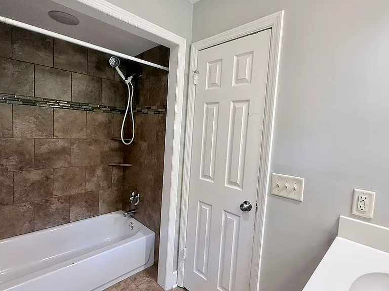 3533 Wood Bridge Dr — Photo 12