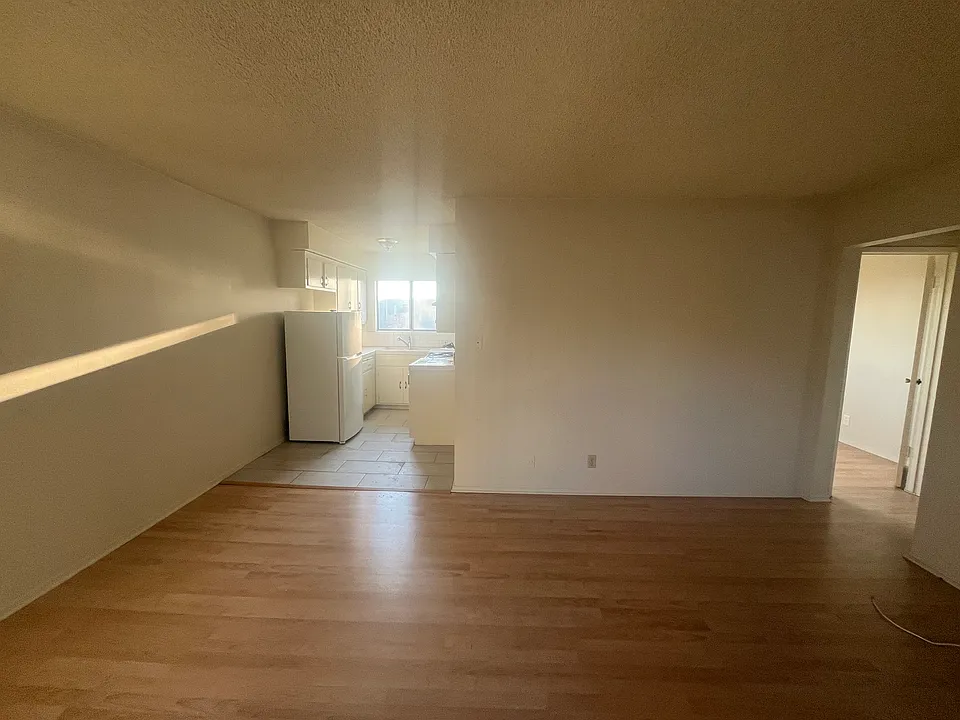 1211 Pico Blvd #14