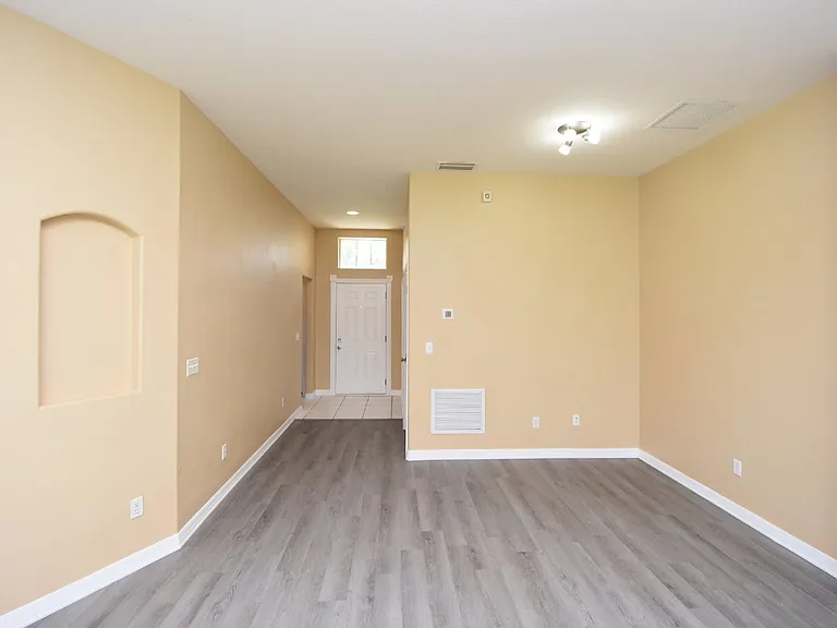 5 Rambling Ln — Photo 3