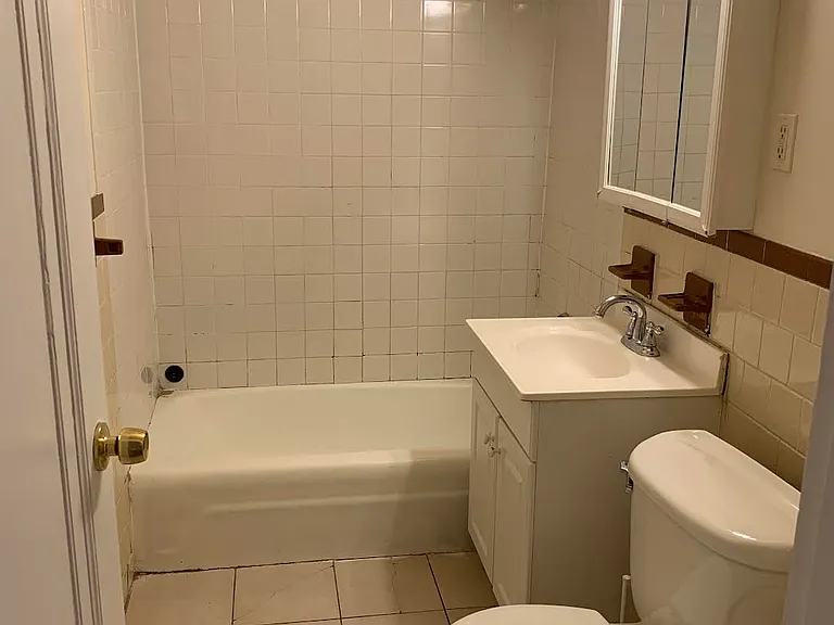 264 Foster St #2A — Photo 9