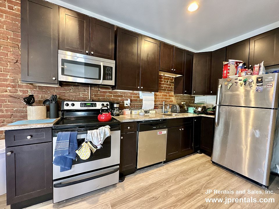 1st image of 18 Hyde Park Ave APT 6